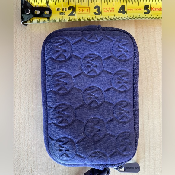 Michael Kors, purple neoprene fabric wristlet, small wallet - Picture 3 of 4